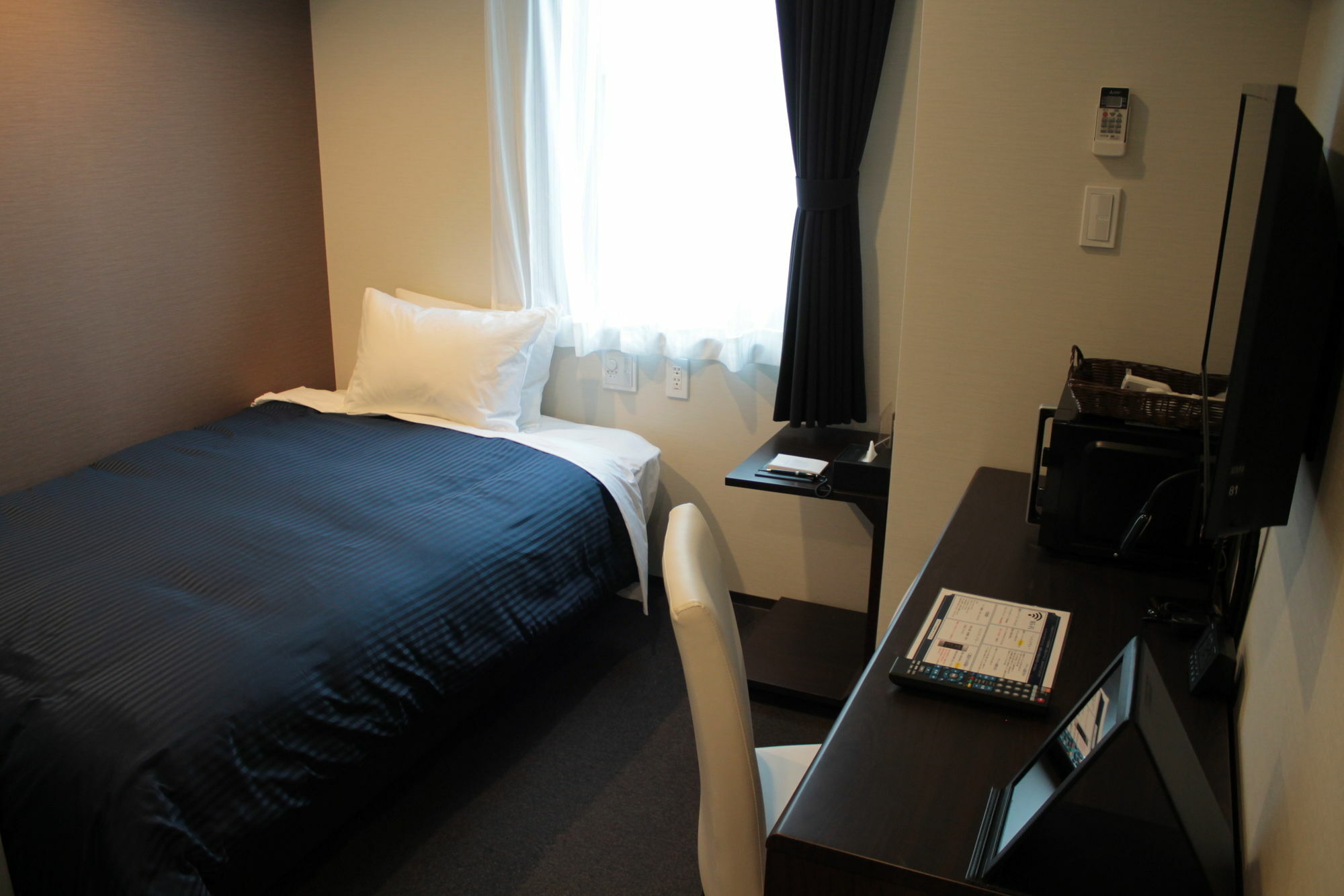 Hotel Livemax Tokyo Bakurocho Zewnętrze zdjęcie
